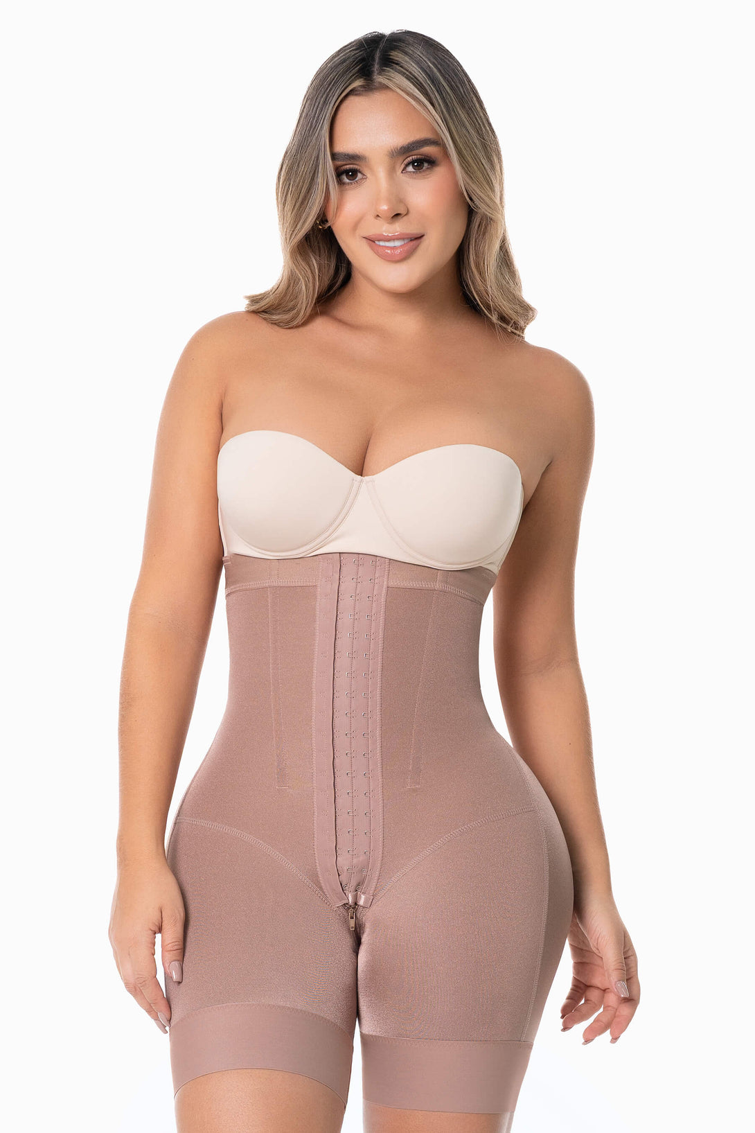 Faja Strapless Semi Reloj de Arena en Bidireccional con Cola Invisible ...